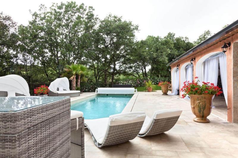 La Casa Dei Sogni Bed & Breakfast Flayosc Екстериор снимка